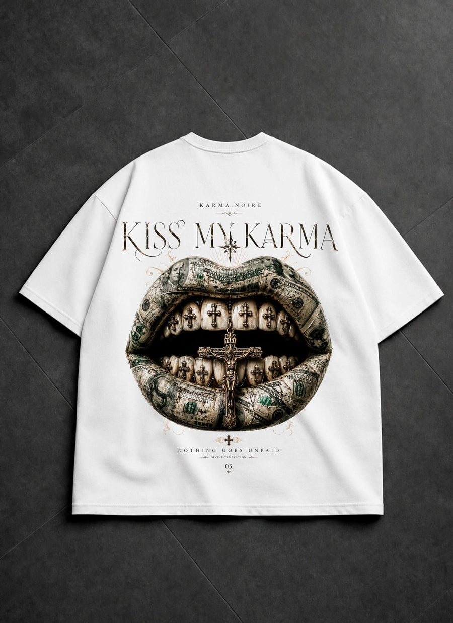Футболка «Kiss my karma 2.0»